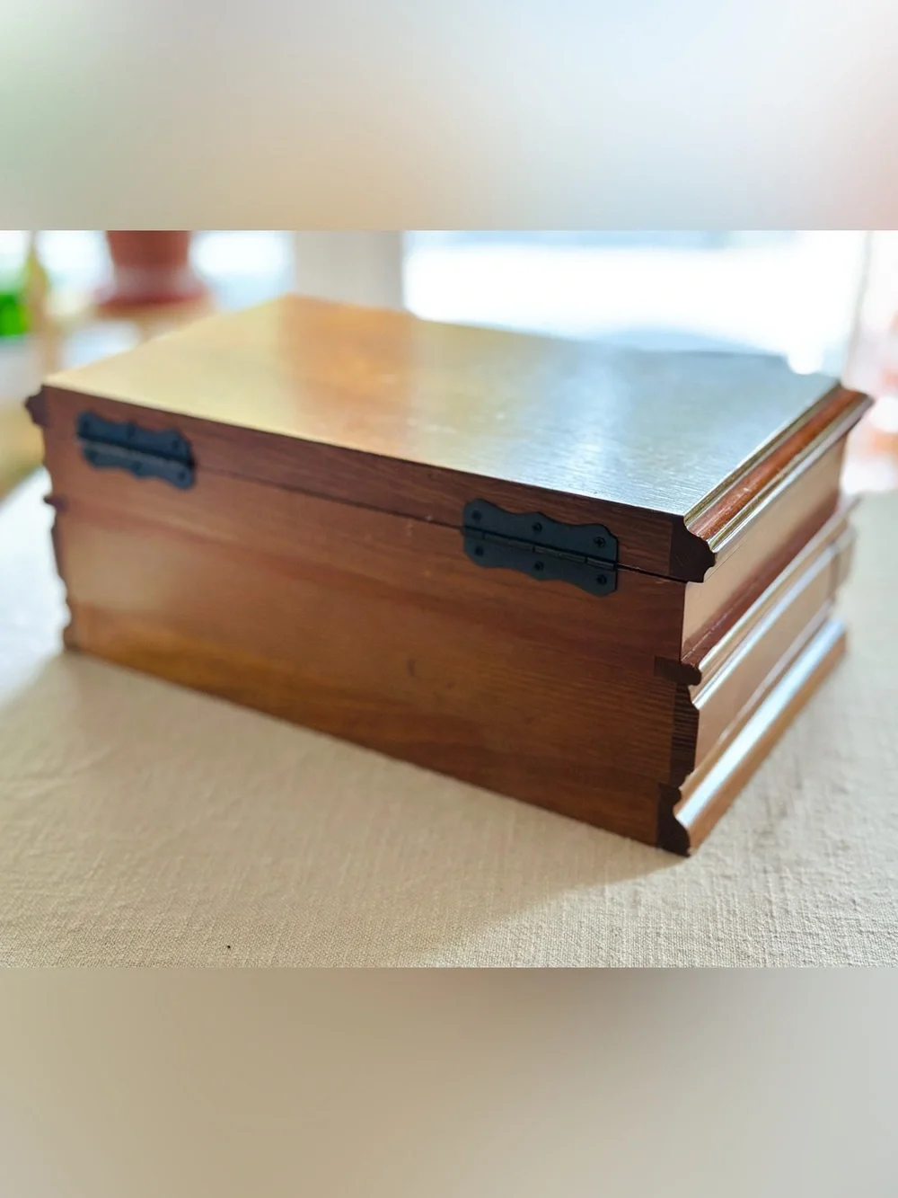 Vintage jewelry box with jewelry
